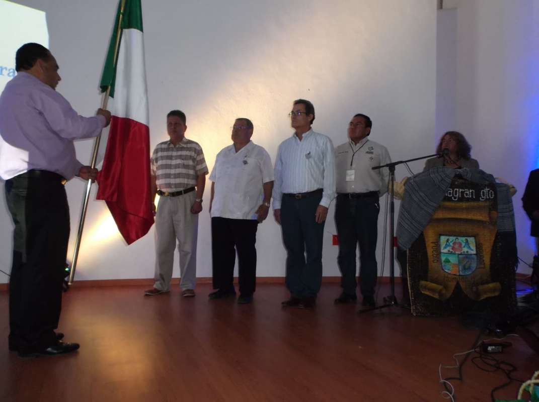 La Asociación de Cronistas sesiona en el municipio de Villagrán, Gto.