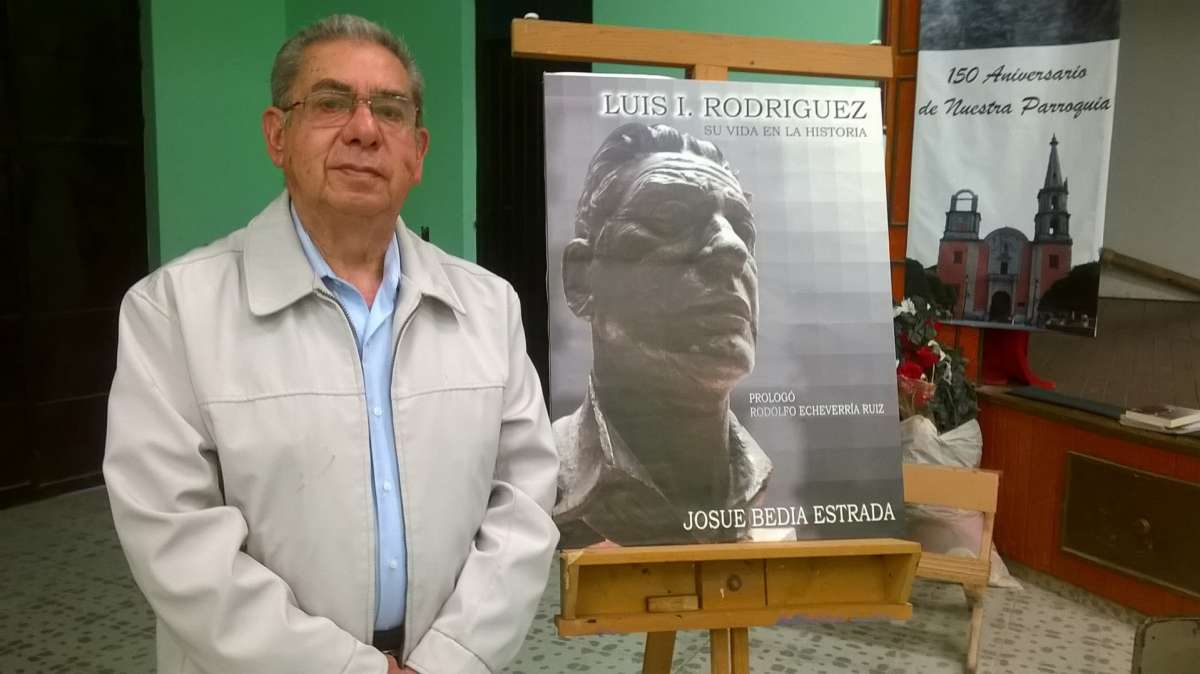 Lic. Josué Bedia Estrada Cronista del municipio de Romita,Gto
